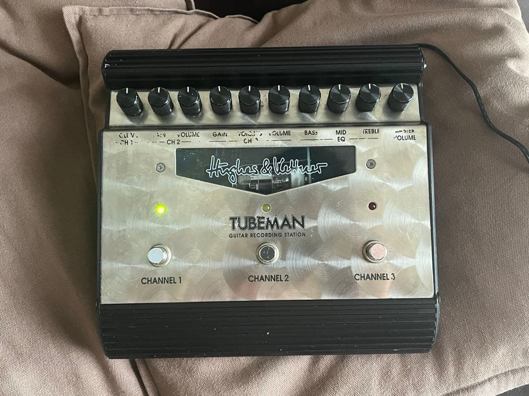 Hughes & Kettner TUBEMAN(専用電源ケーブル付き)