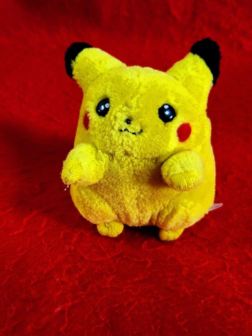 ポケットモンスター　ピカチュウ　ぬいぐるみ　レトロ　初期　ポケモン