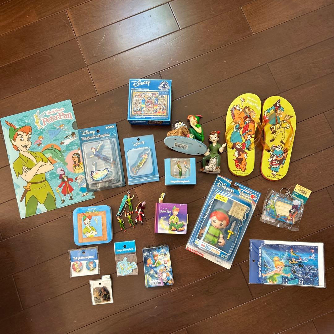 ピーターパン グッズセット　２１点フィギュア　キーホルダークリアファイル　年代物