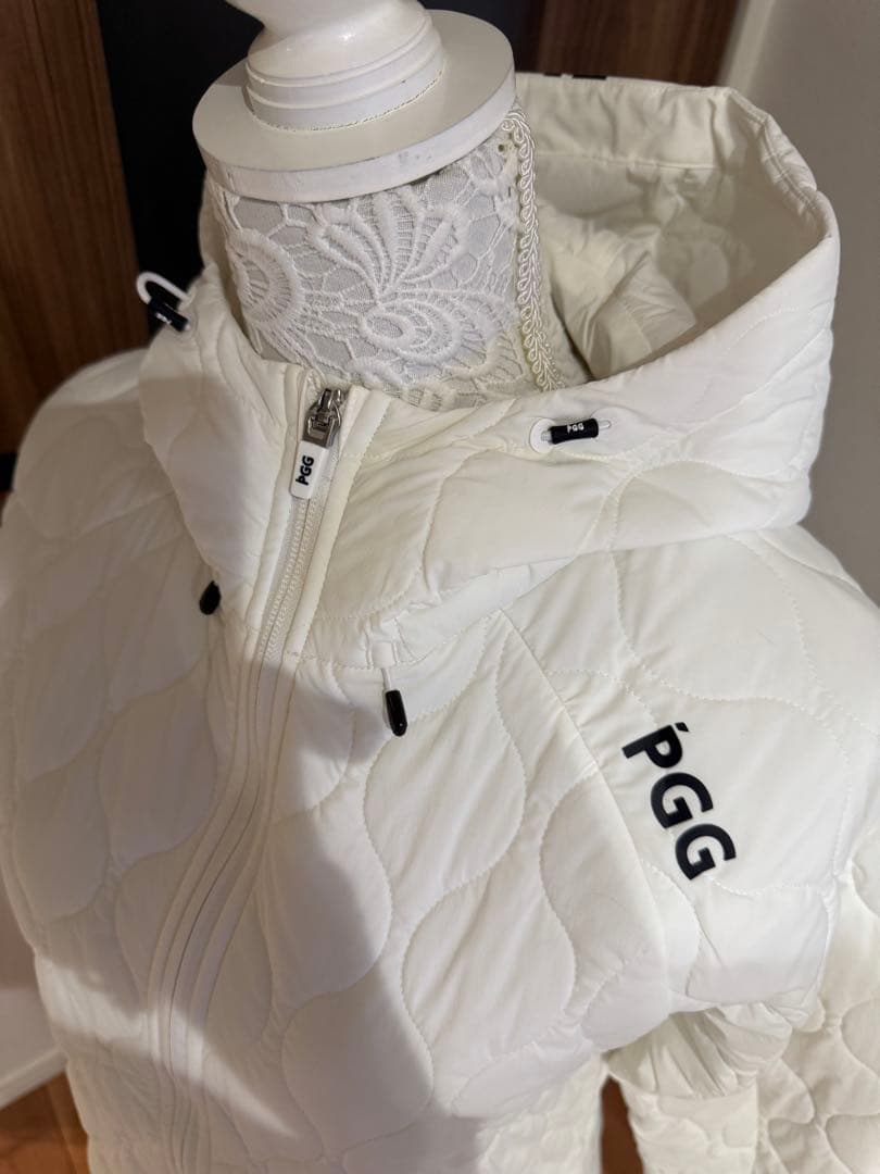 美品！PGG ホワイト　パーリーゲイツダウンジャケット　2