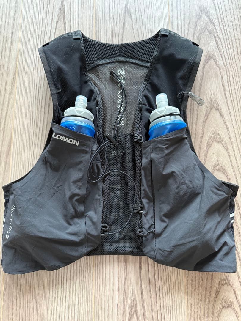 SALOMON ランニングベスト ハイドレーションボトル付