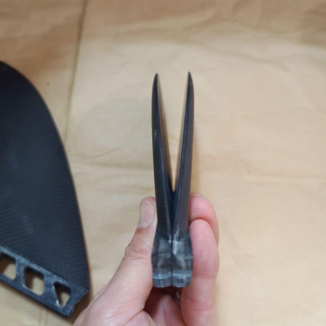 カーボンコア　フューチャーフィン対応　クワッドフィン　マチャドクワッド系