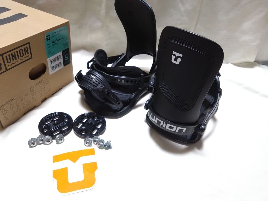 マ*ド様 UNION ULTRA ユニオン ウルトラ レディース Sサイズ 23