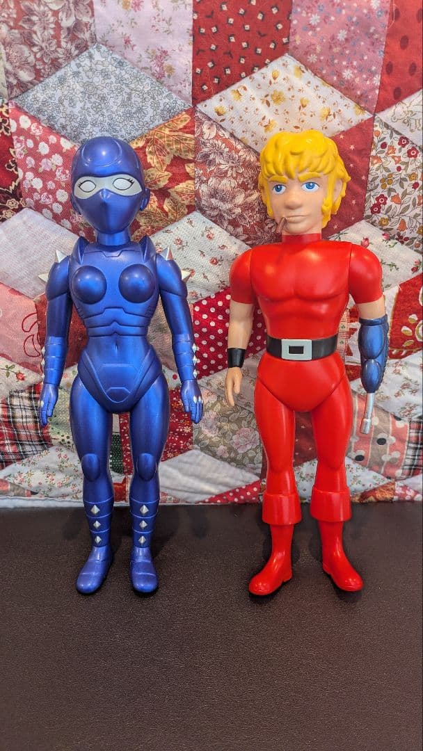 MEDICOM TOY TOKYO　コブラ＆レディ　ソフビ　限定生産