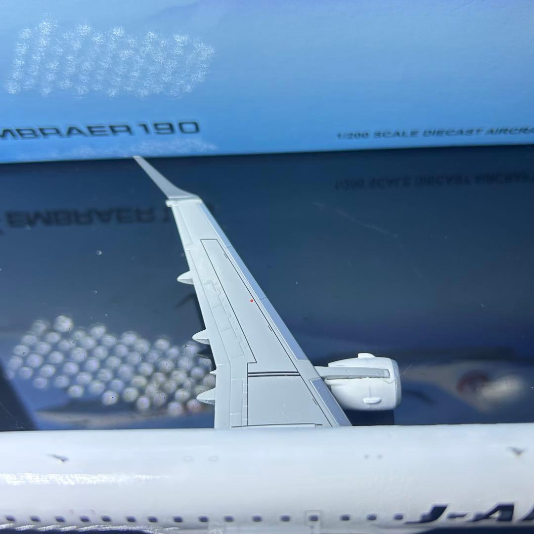 航空機・ヘリコプター TOMOJcwings J-AIR E190 JA241J 1/200