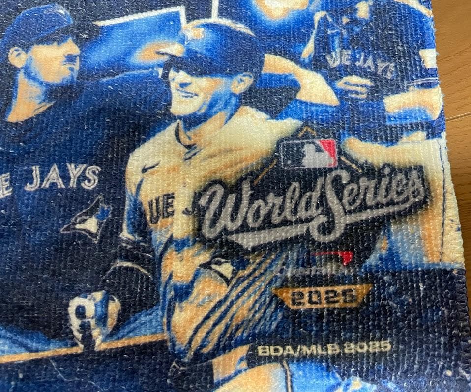 【未使用】2025 WS第2戦 ドジャース ブルージェイズ 現地限定タオル