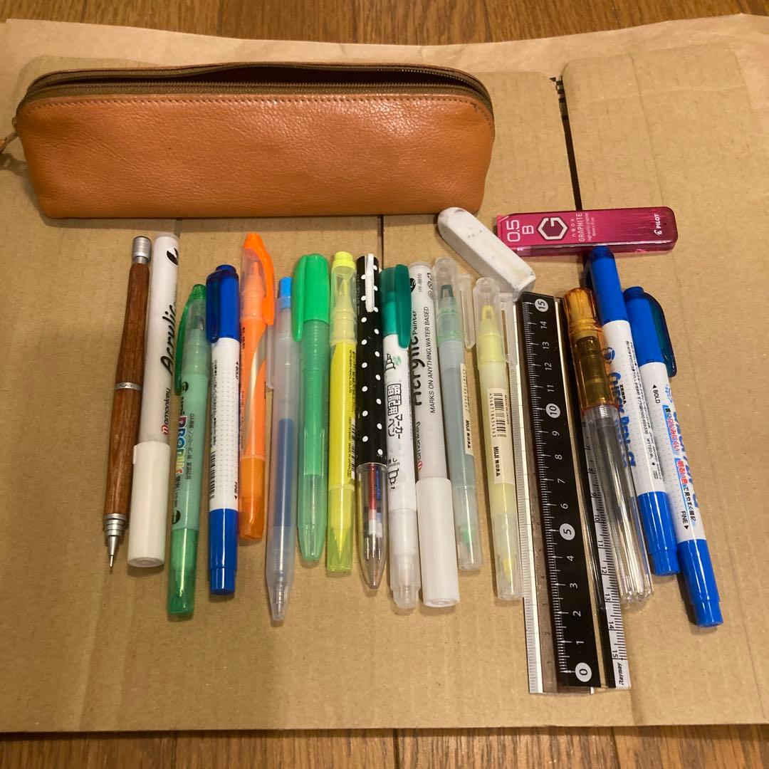 イルビゾンテ　筆箱