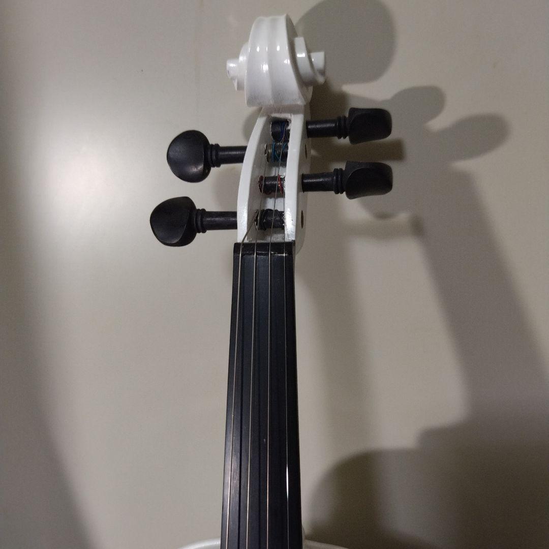 ♥即、使用可♥新品未使用品♥特価♥純白のバイオリ4/4♥弓ケース松脂付き