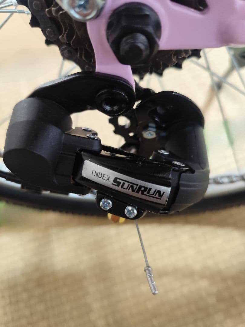 HILAND　シティサイクル　26インチ　7速　Vブレーキ　太タイヤ　新品未使用