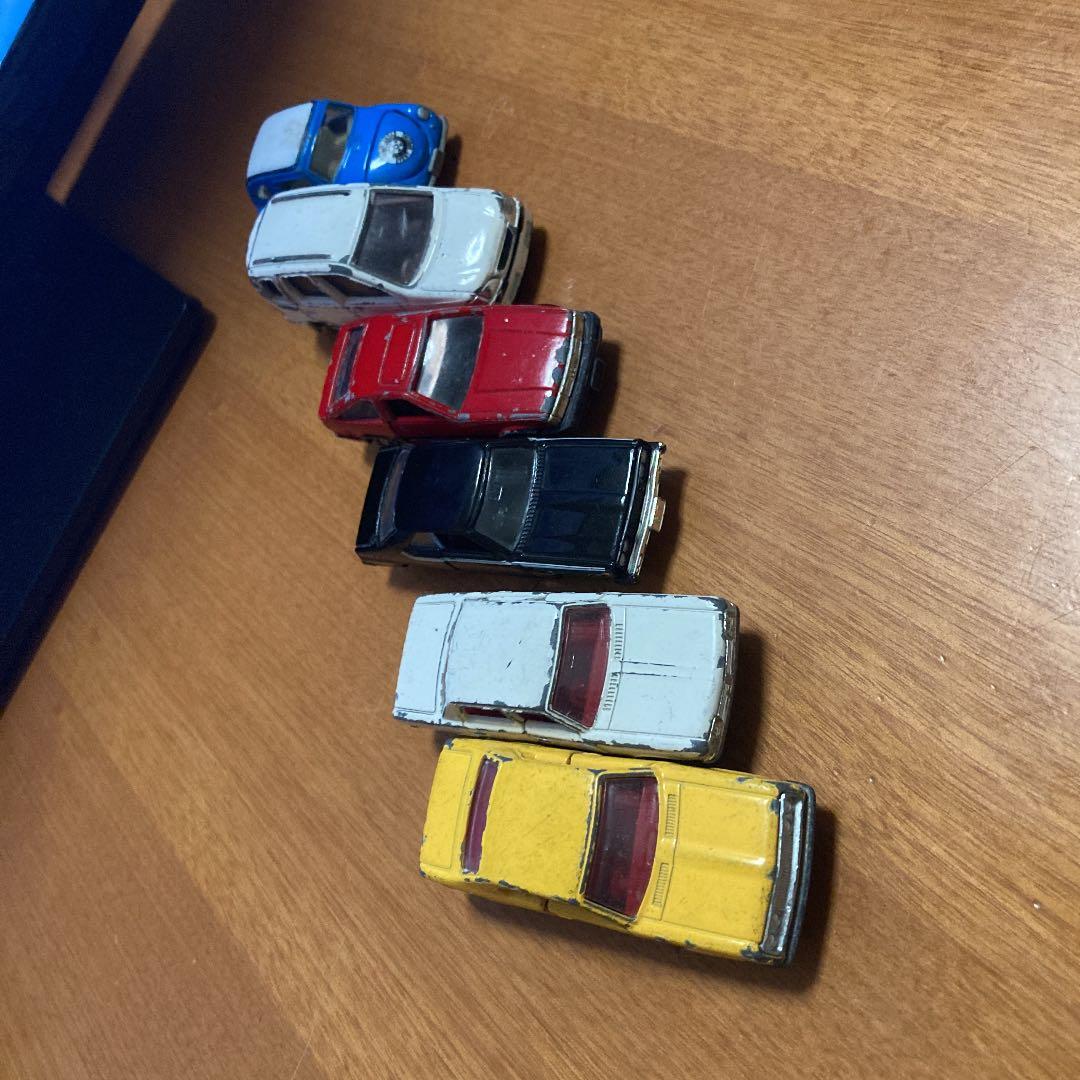 古いトミカ