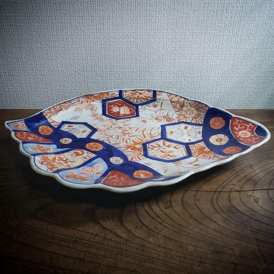 古伊万里　染付　赤絵　変形皿　貝型　蝙蝠　蝶　唐草　明治　訳あり