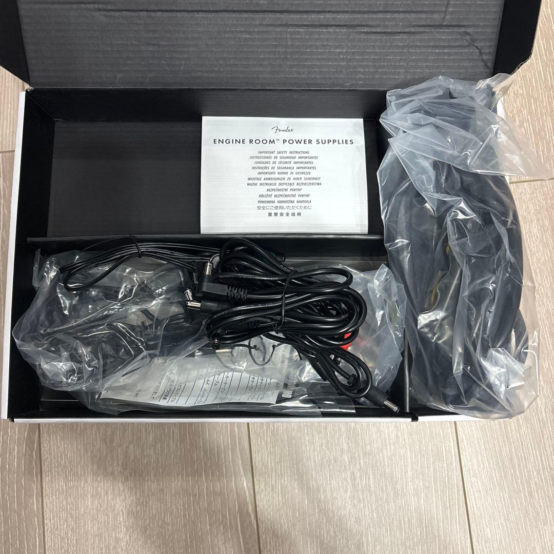 Fender ENGINE ROOM LVL 8 電源供給装置　パワーサプライ