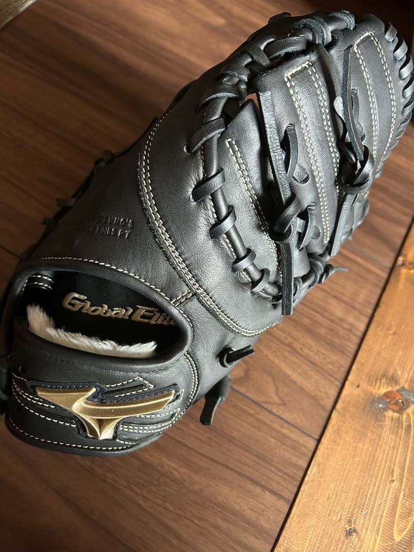 Mizuno Global Elite グローブ 黒　ファーストミット　少年軟式