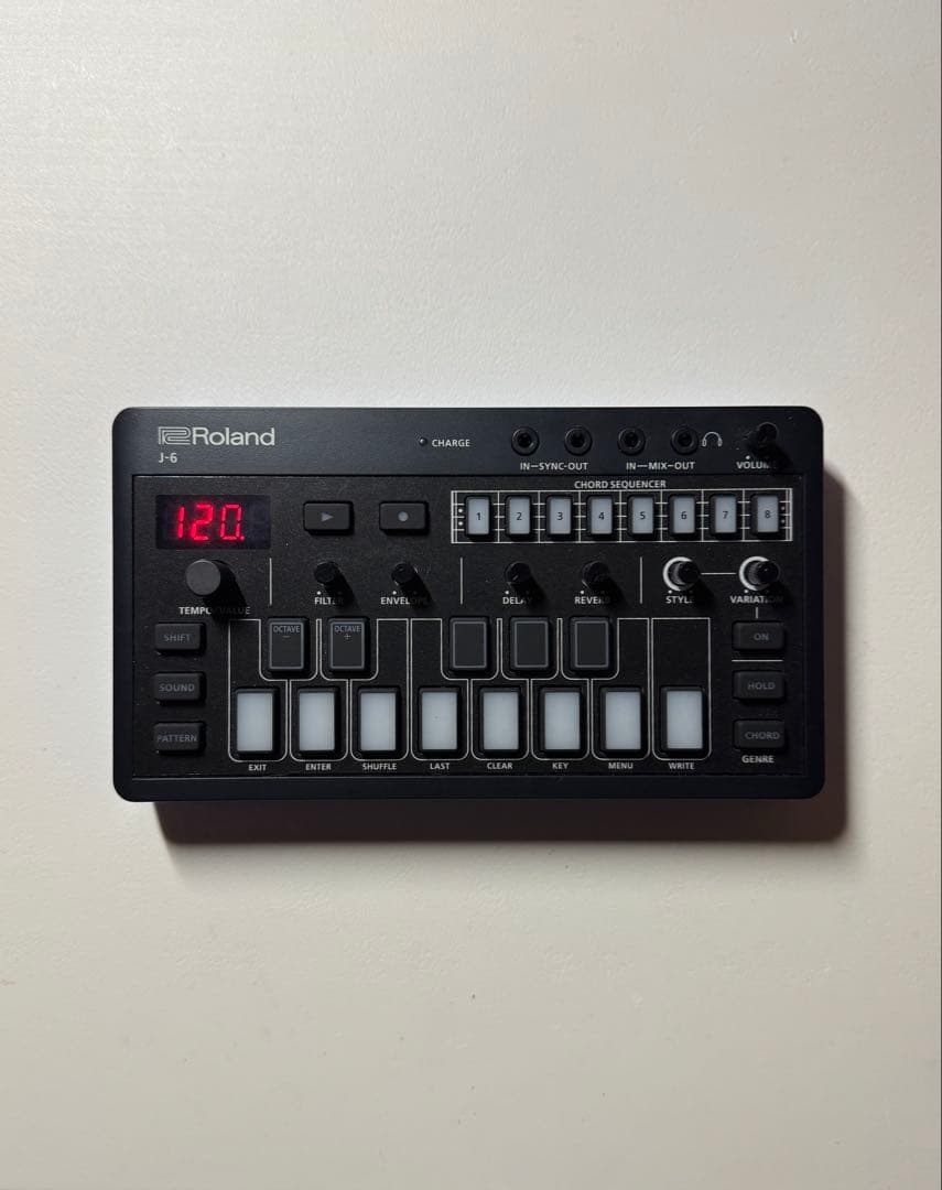 【値下げしました】Roland J-6 コードシンセサイザー