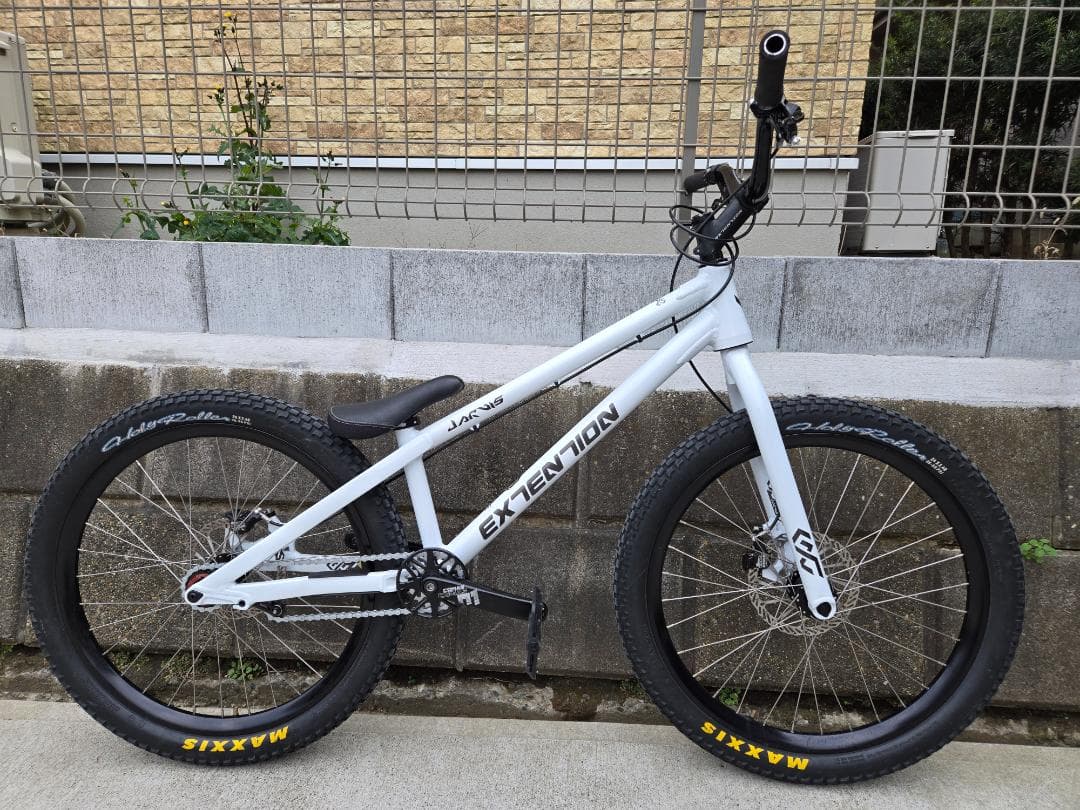 extension JARVIS 24インチ ブレーキレス トライアル自転車