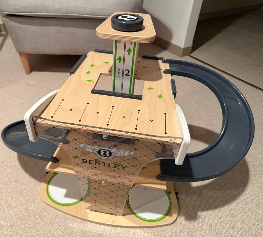 レア　BENTLEY ミニカー用駐車場 リフト付き