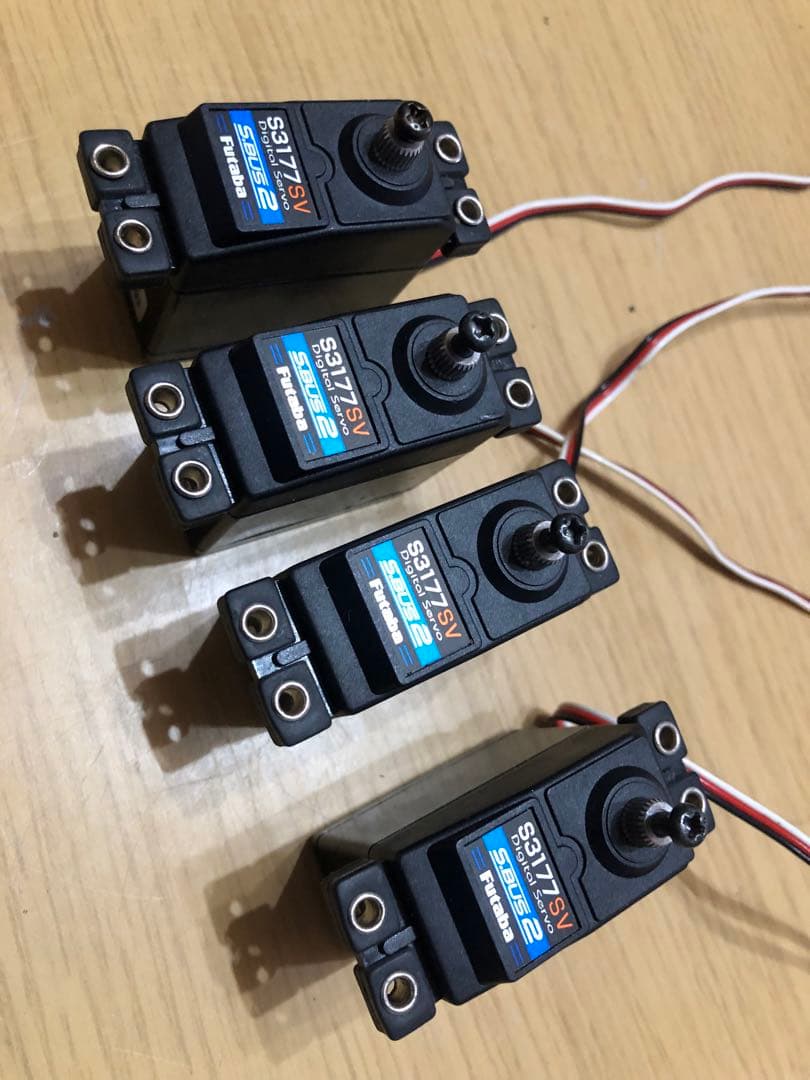 フタバ　S3177SV デジタルサーボ4個セット　中古