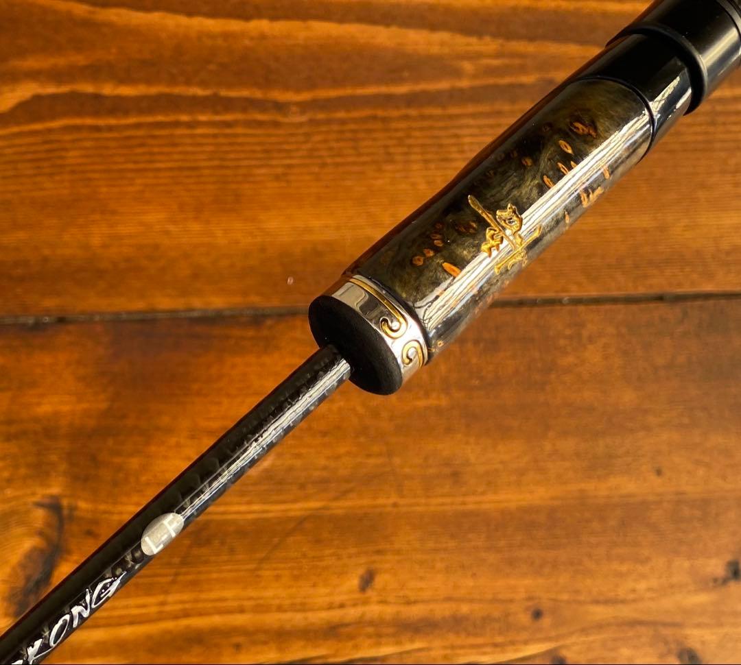 超軽量　カーボンロッド　スピニングロッド　S602L バスロッド　ウッドグリップ