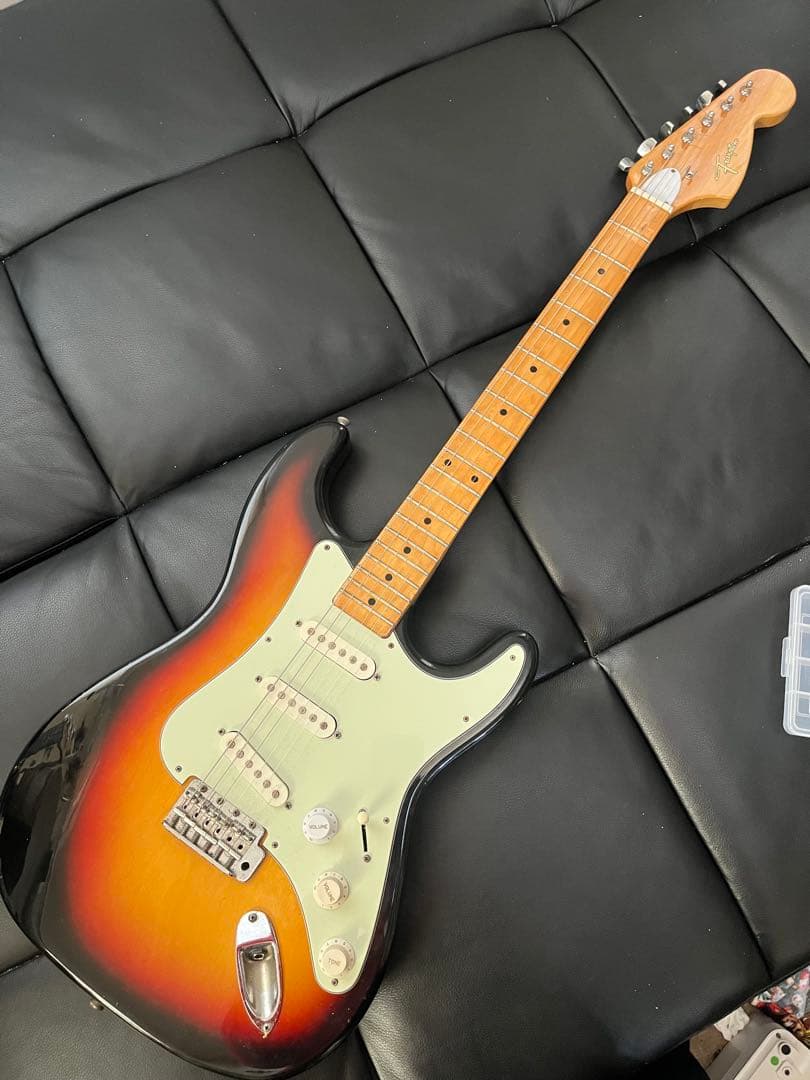 超激レアギター　Franpton ストラトタイプ