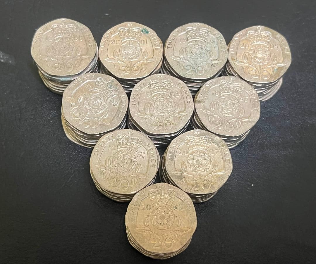 イギリス　20ペンス　100枚　アクセサリー　古銭