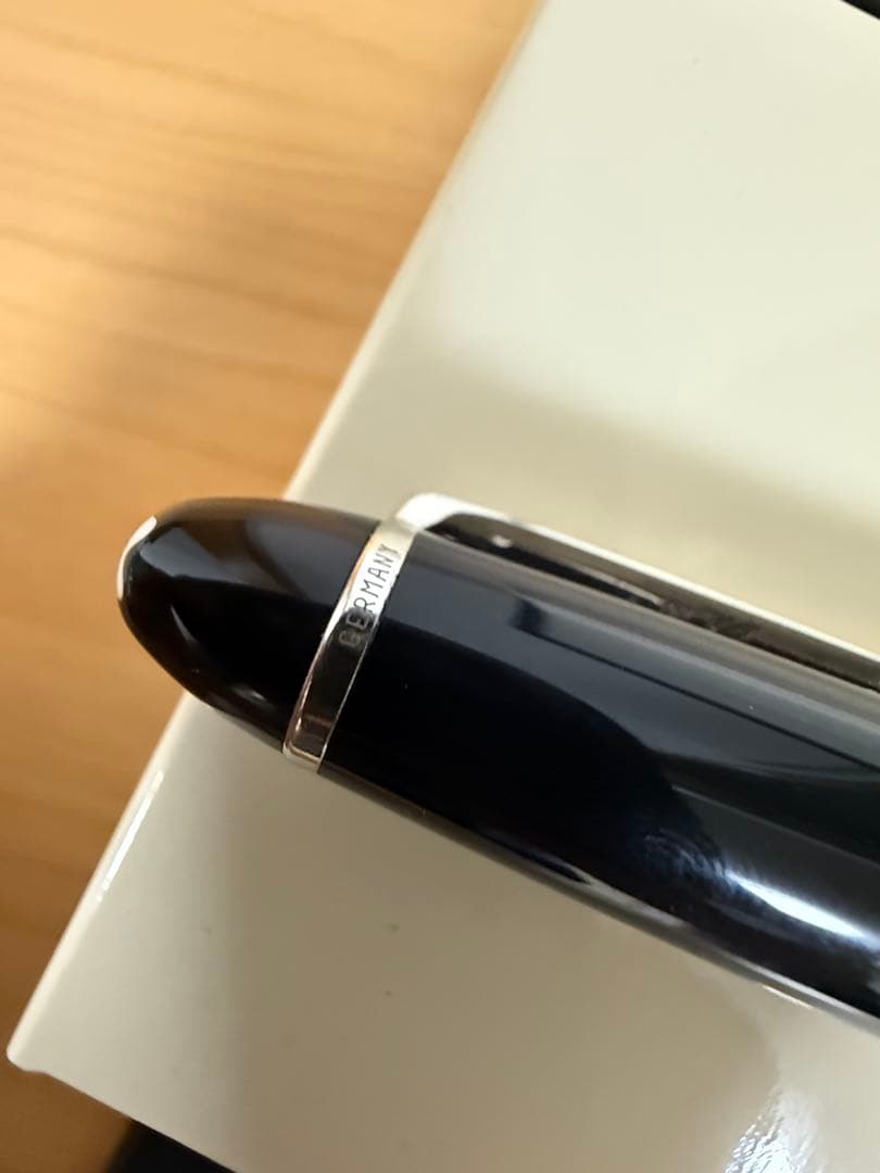 MONT BLANC 万年筆 １４６　ペン先B プラチナライン