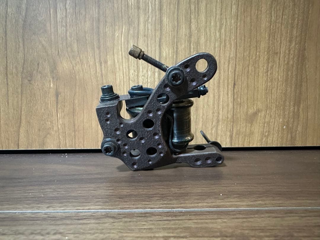 うっちゃわ/Work horse tattoo machine soba