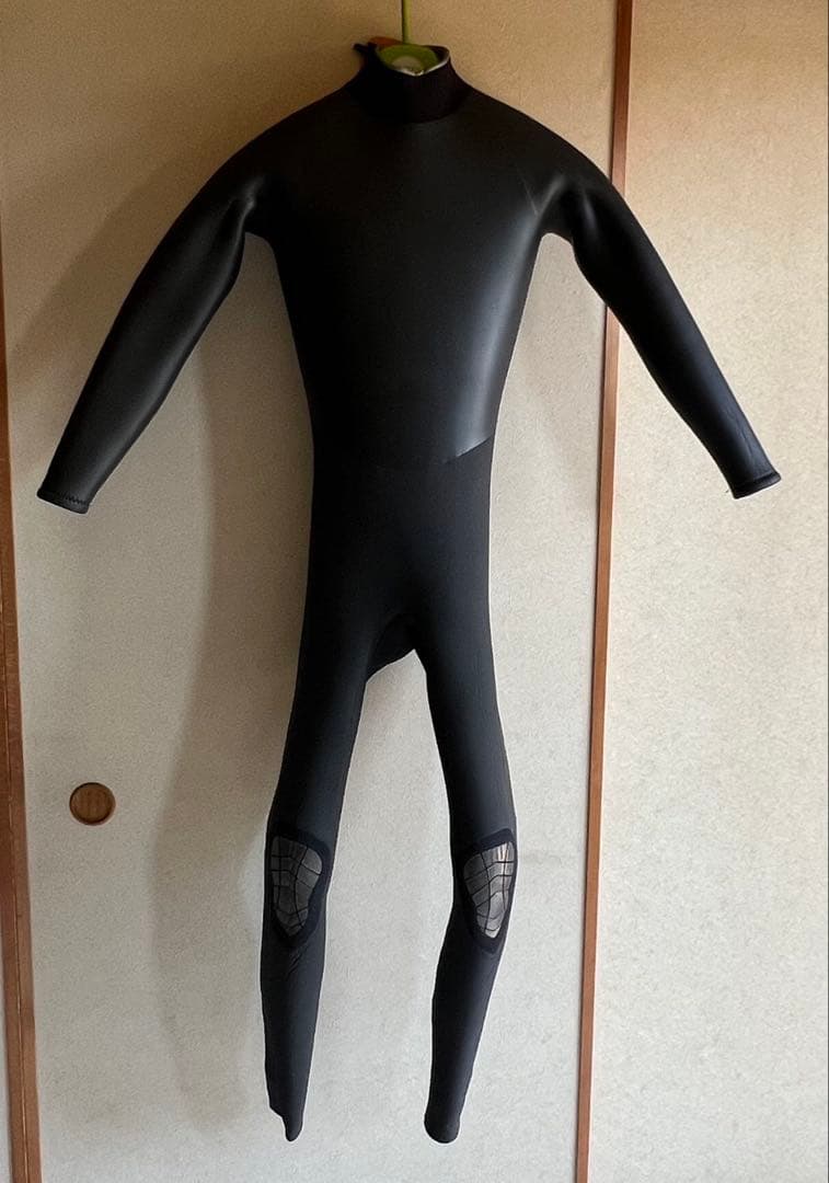 (中古)フルスーツ ブラック ネオプレ3.5mm サイズ　オーダー