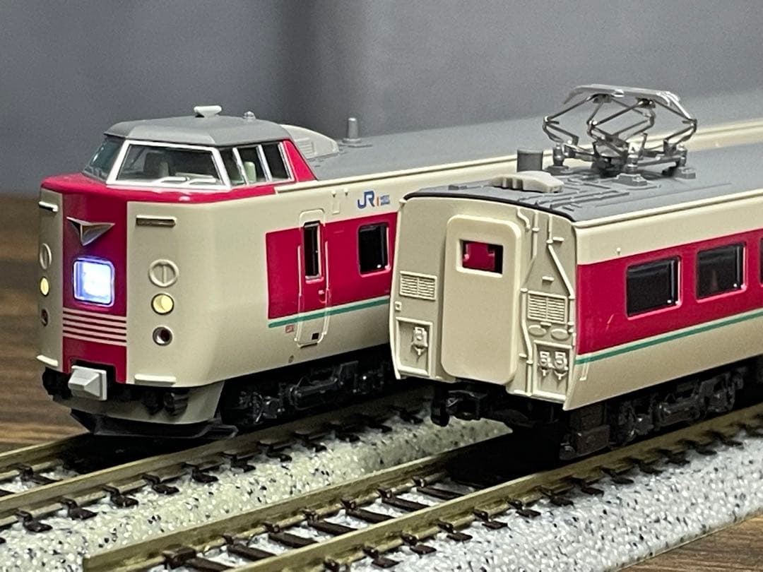 KATO 10-1452ベース ゆったりやくも 381系増結用J4編成