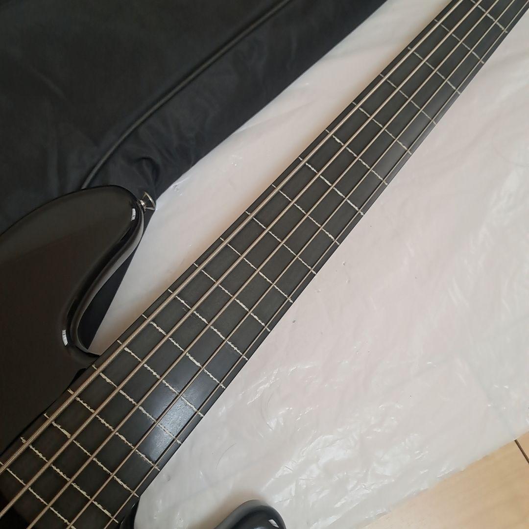 Squier Deluxe Jazz Bass Active V 5弦