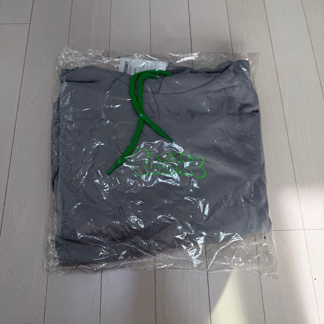 【新品未使用】FANTASTICS buddix ロゴフーディー