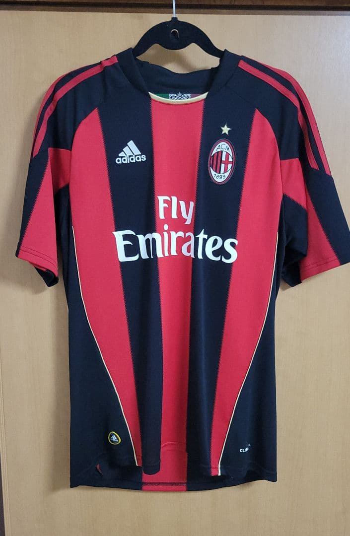 ACミラン adidas シャツ 赤黒