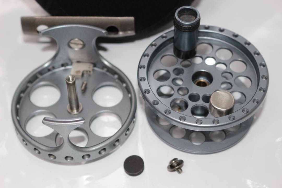 ダッチリール　Dutch 0　オランダ製　Ari T Hart　アリ・ハート