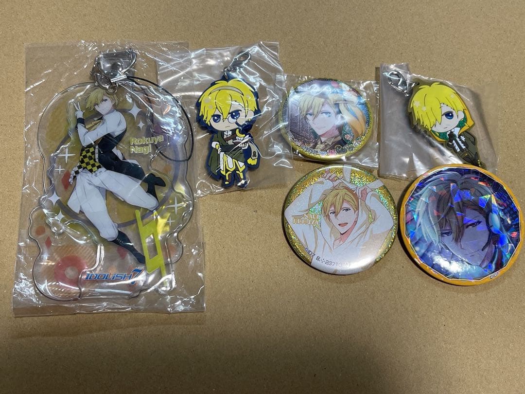 9999円→8999円‼️アニメ グッズ まとめ売り ノンジャンル 100点以上