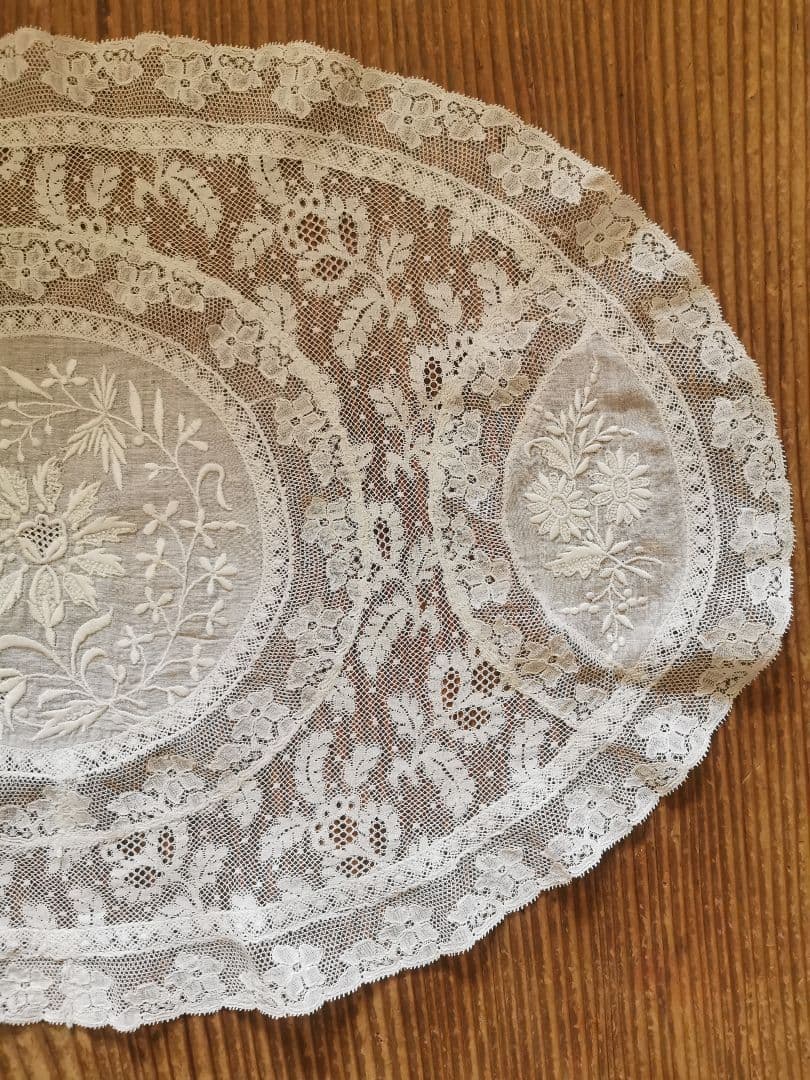 アンティークフランス ノルマンディーレース 花刺繍 アランソン オーバルドイリー
