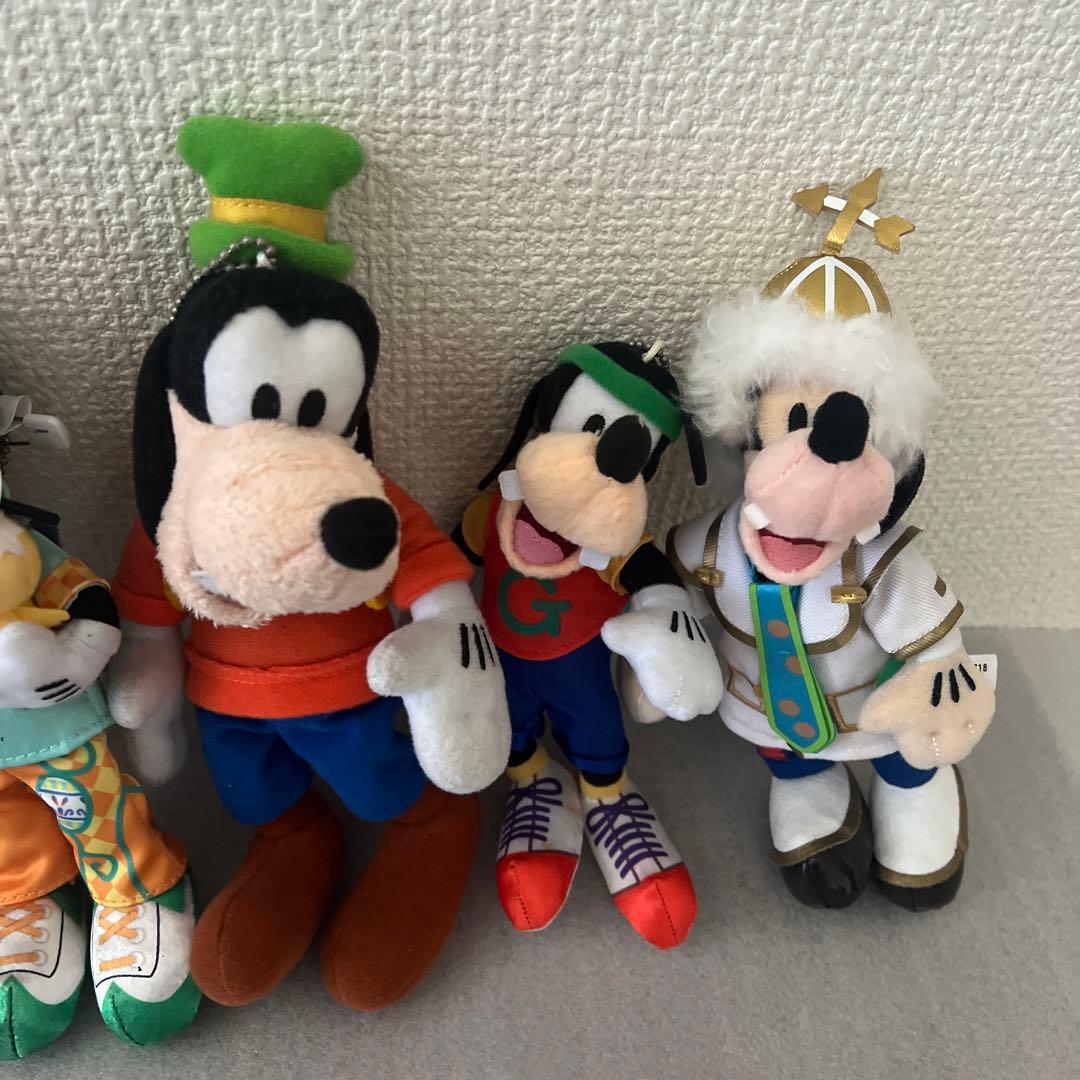 グーフィーぬいぐるみバッジ　マックスぬいぐるみバッジ2体　　　　まとめ売り