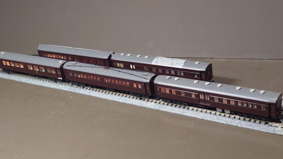 KATO 10-418お召列車一号編成 5両セット（全車室内灯付き）