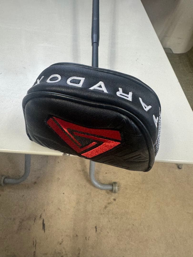 PARADOX BGT パター ヘッドカバー付き　33インチ