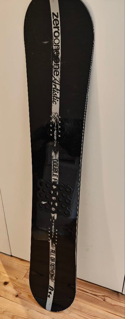 スノーボード 011 Artistic double fly spin 152cm