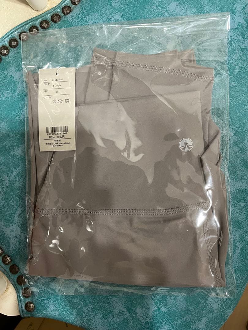 （はむ）SUKALAレギンスレギンス　グレージュ　M 新品未使用