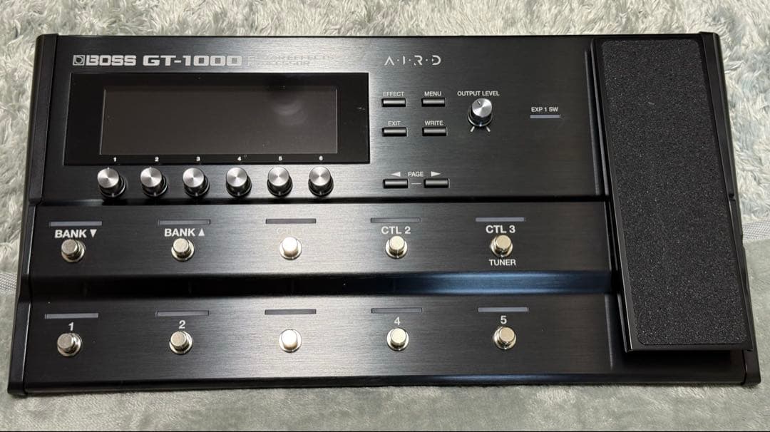 マ*)様 BOSS ボス GT-1000 マルチエフェクター 元箱あり