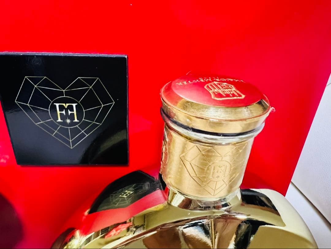 フォーチュンハート　ゴールド　クリスタルボトル 替栓・化粧箱付！未開封　国産品