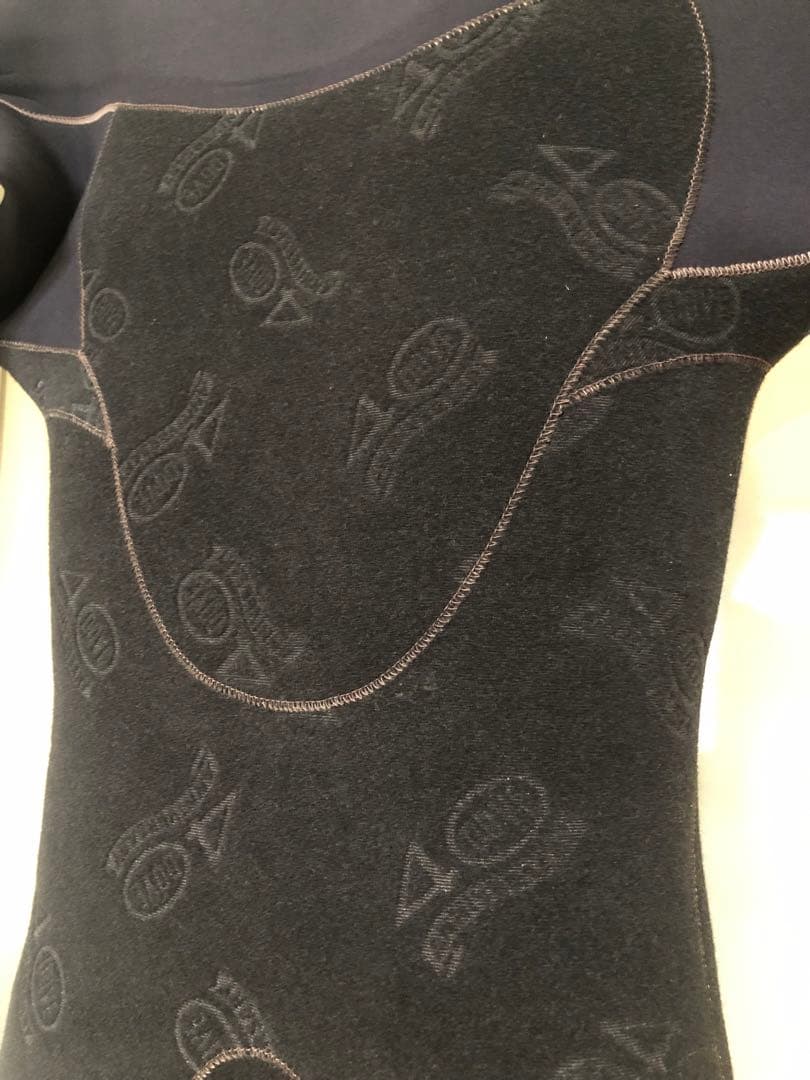 dove クラシック　チェストジップ　フルスーツ ブラック セミドライ