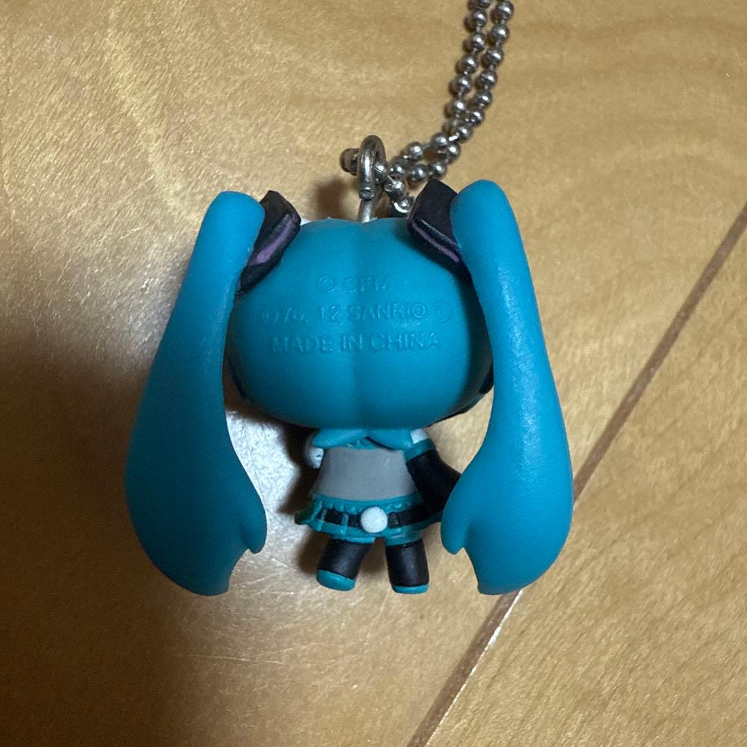 ハローキティ　初音ミク