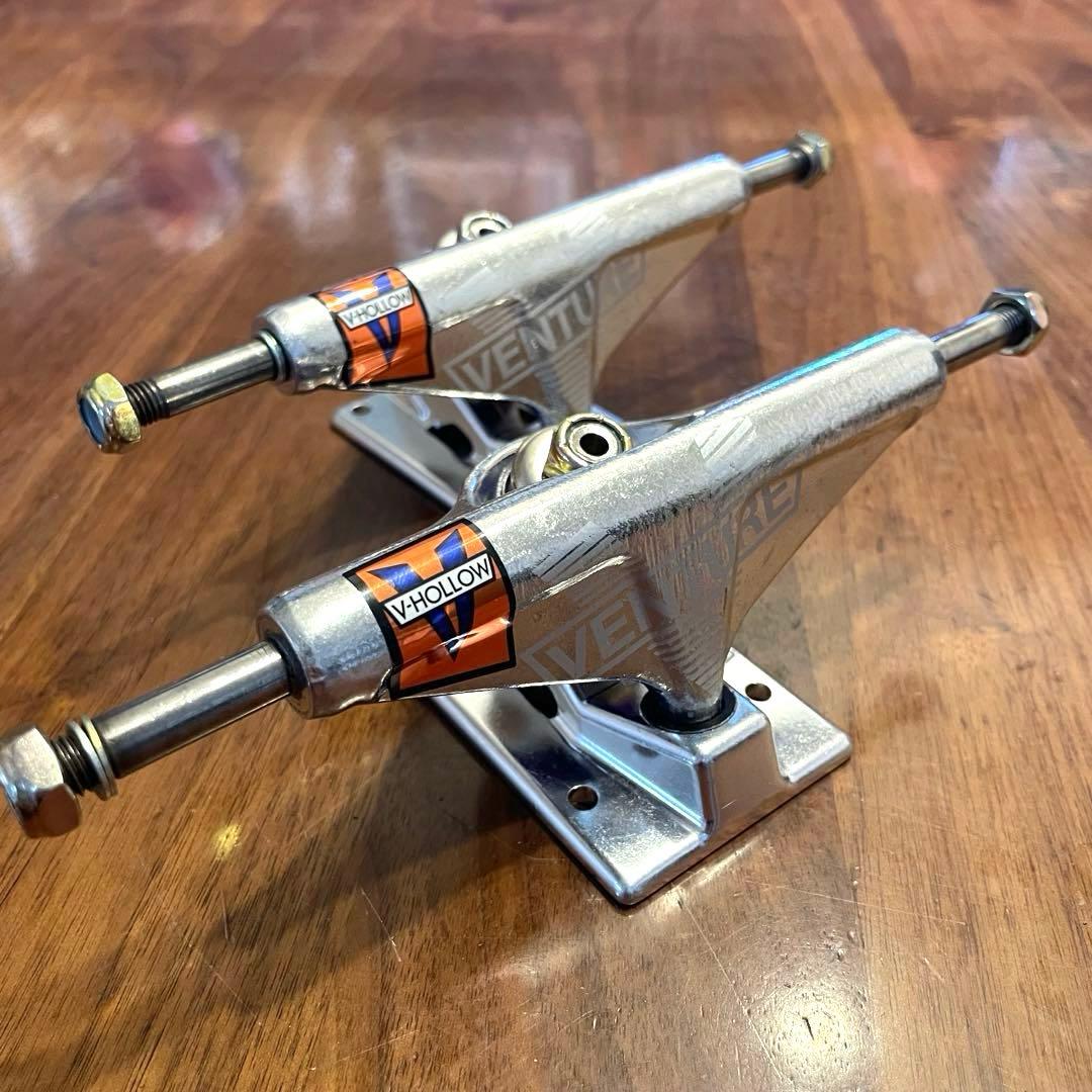 スケートボードトラック　スケボートラック　ベンチャー　V-HOLLOW 5.0