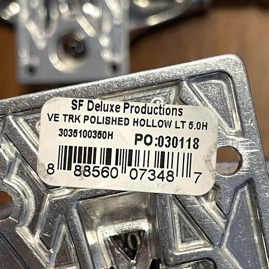 スケートボードトラック　スケボートラック　ベンチャー　V-HOLLOW 5.0