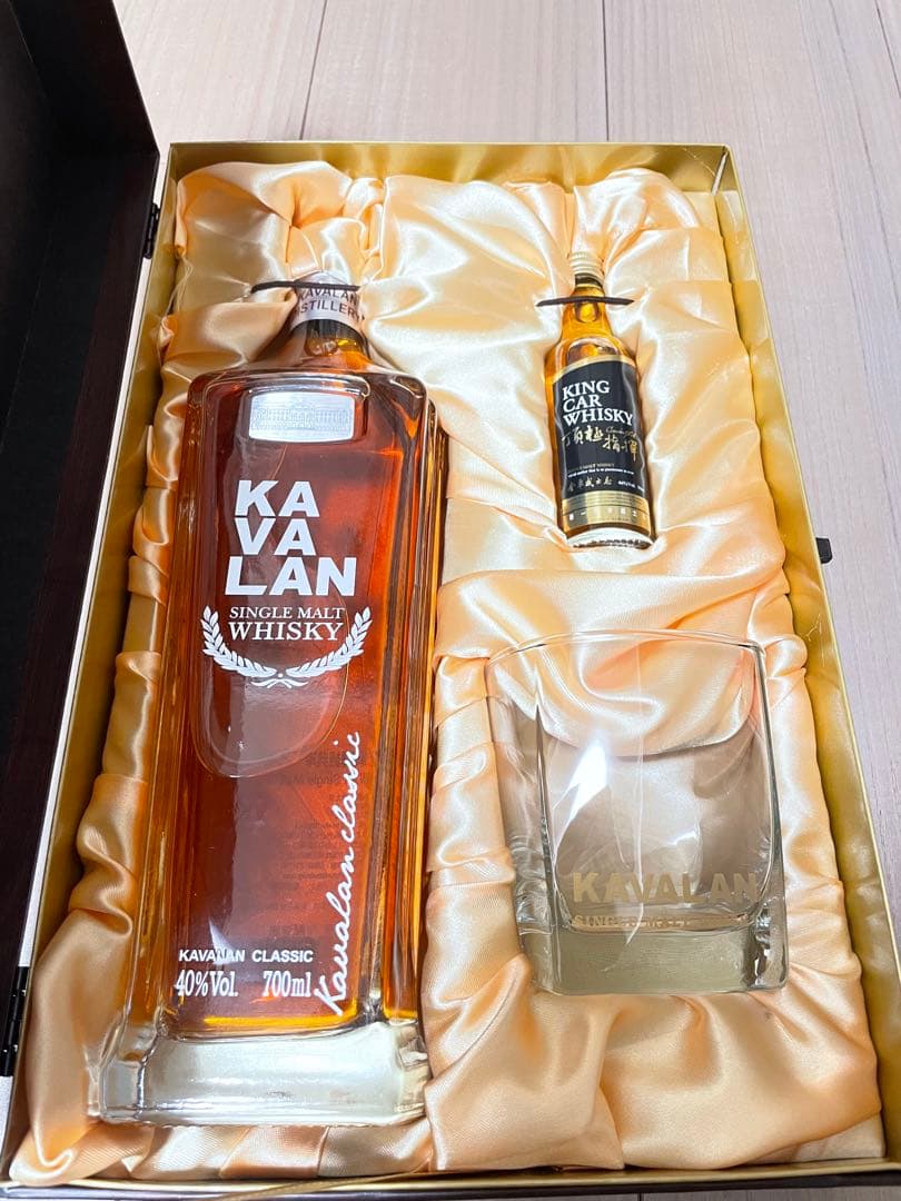 KAVALAN カバランクラシックシングルモルトウイスキー 700ml 40%