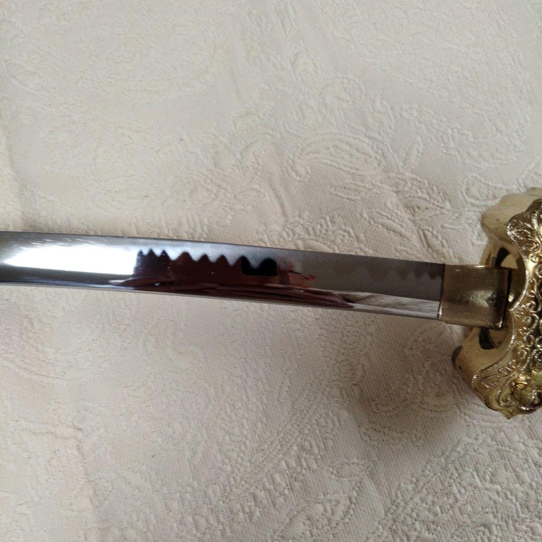 最終価格金色装飾の刀 鳥ハンドル付き端午の節句用模造太刀
