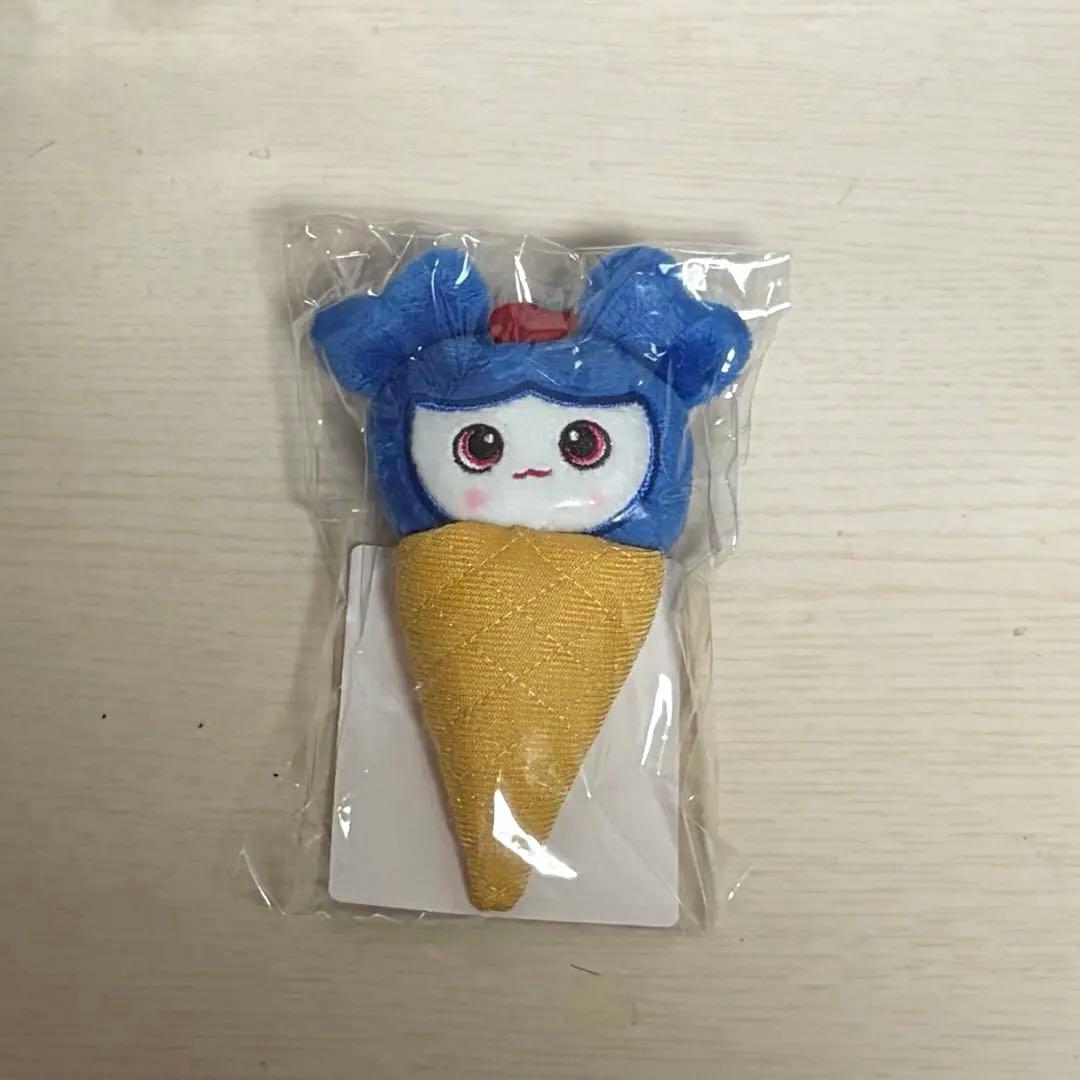 TWICE popup アイスぬいぐるみバッチ ツウィ ツブリー