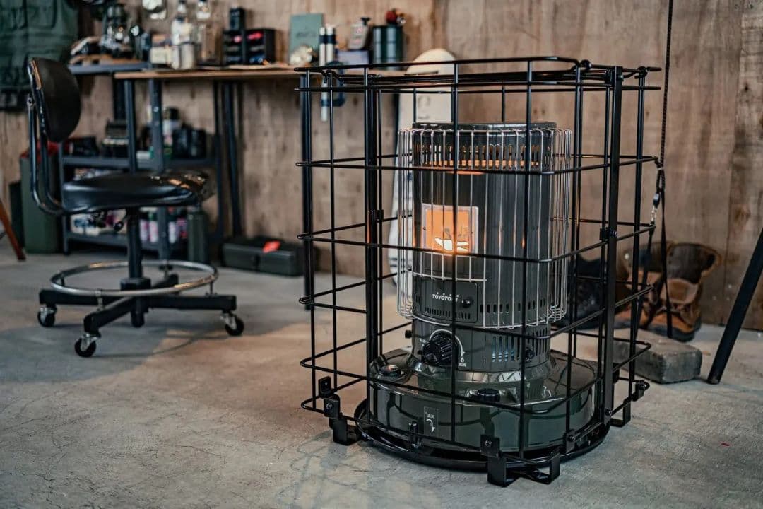 【新品】トヨトミ 自衛隊仕様 宿営暖房I型 KS-SDF56