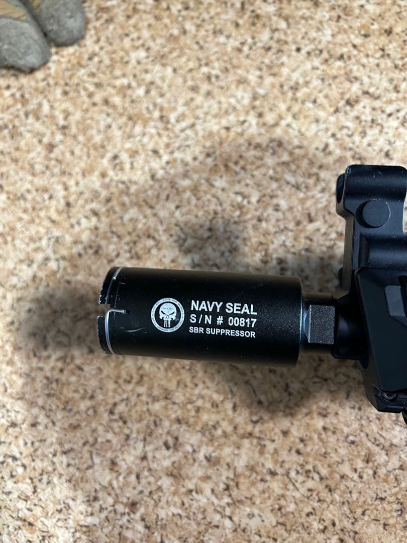 次世代電動ガン AKストーム マガジン3本付き